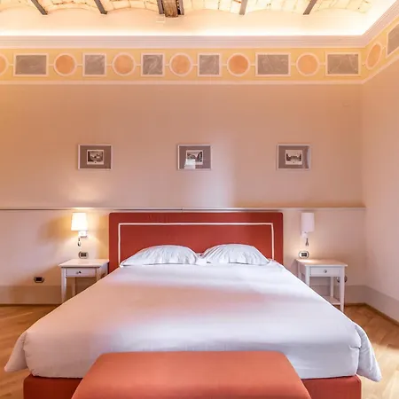 Casa Isolani Luxury Piazza Maggiore بولونيا