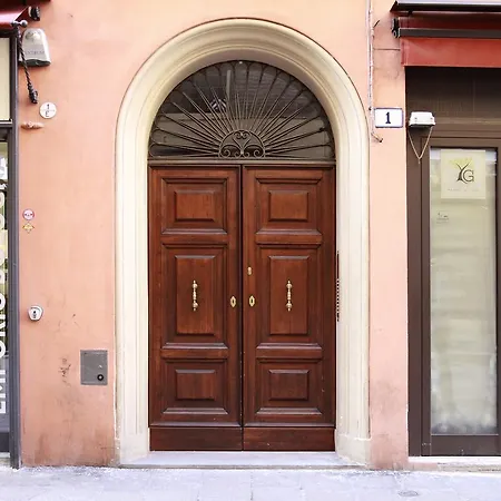 بيت ضيافة Casa Isolani Luxury Piazza Maggiore بولونيا