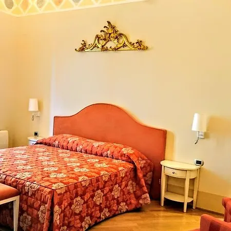 بيت ضيافة Casa Isolani Luxury Piazza Maggiore 2*