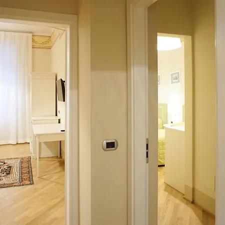 Casa Isolani Luxury Piazza Maggiore بيت ضيافة