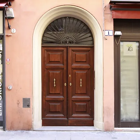 بيت ضيافة Casa Isolani Luxury Piazza Maggiore 2*